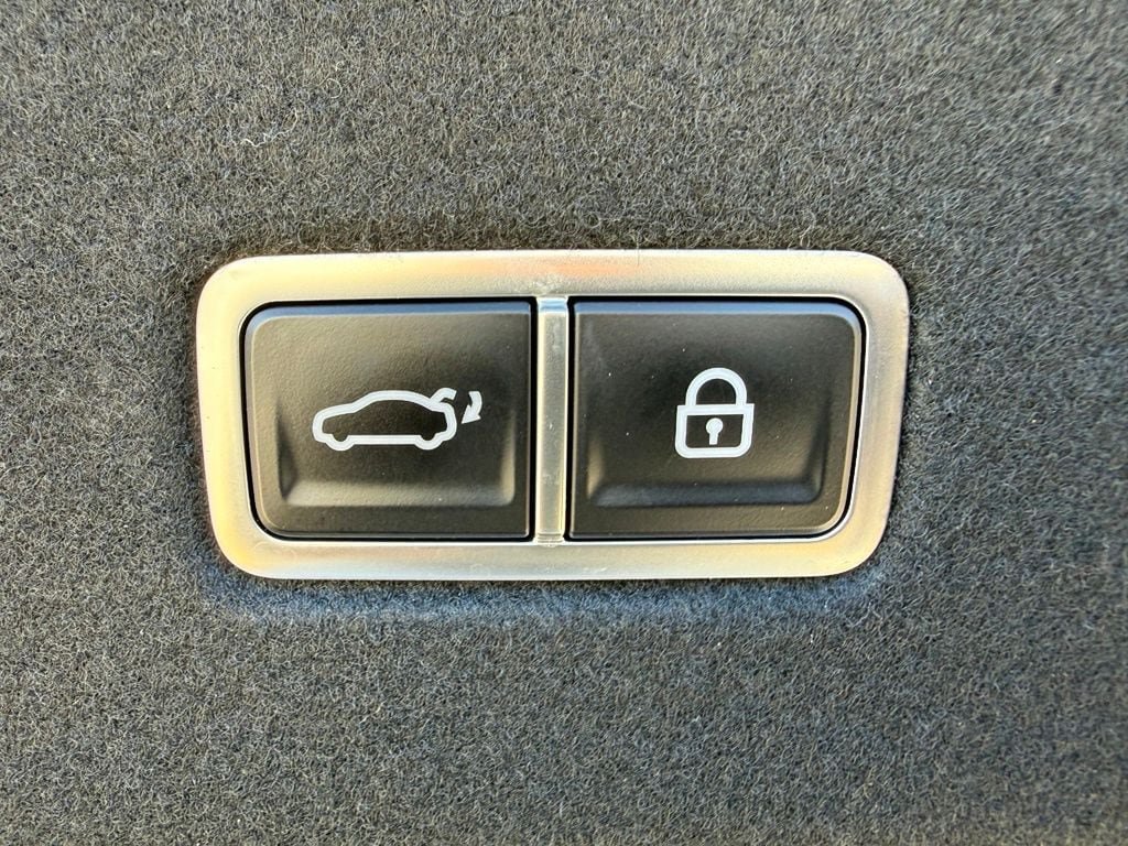Used 2023 Hyundai Ioniq 6 SEL AWD/4WD image 36