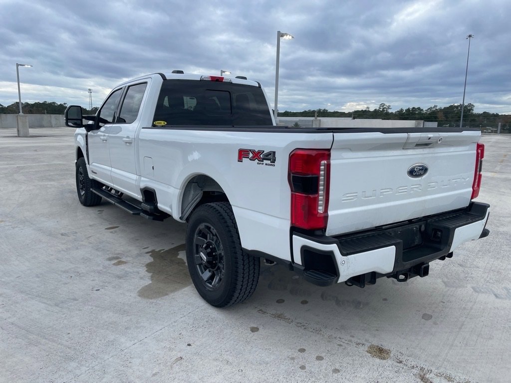 Used 2024 Ford F350 Lariat w/ Lariat Ultimate Package image 5