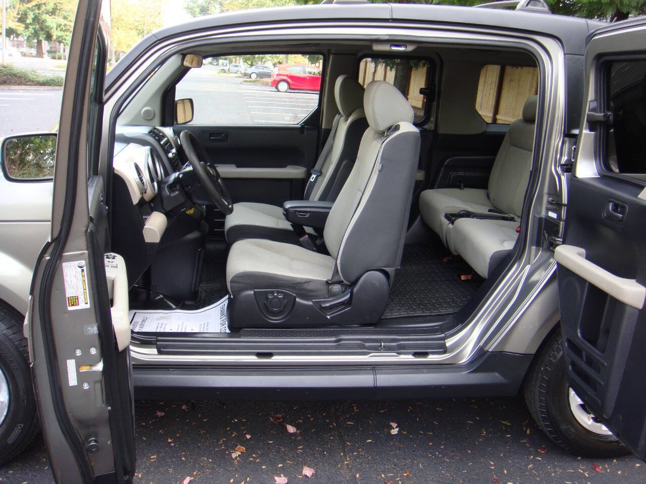 Used 2007 Honda Element EX image 11