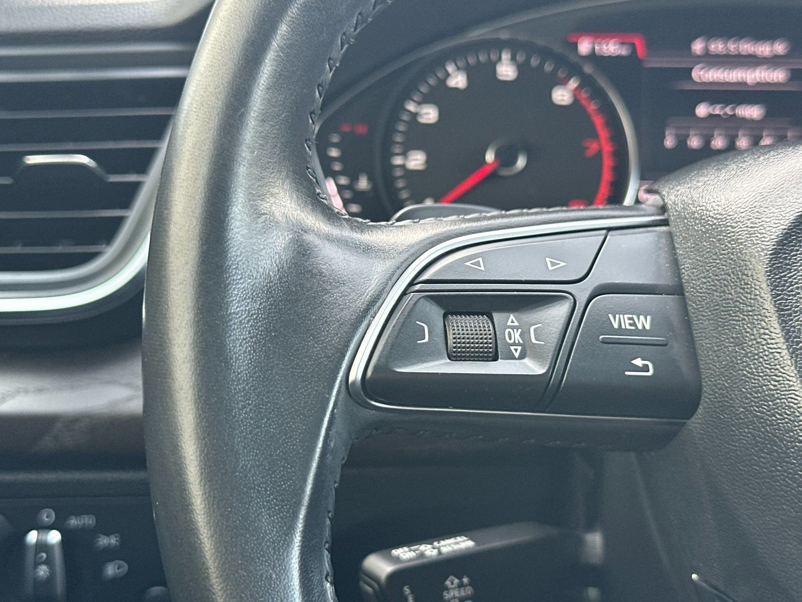 Used 2020 Audi Q5 2.0T Premium w/ Convenience Package image 27