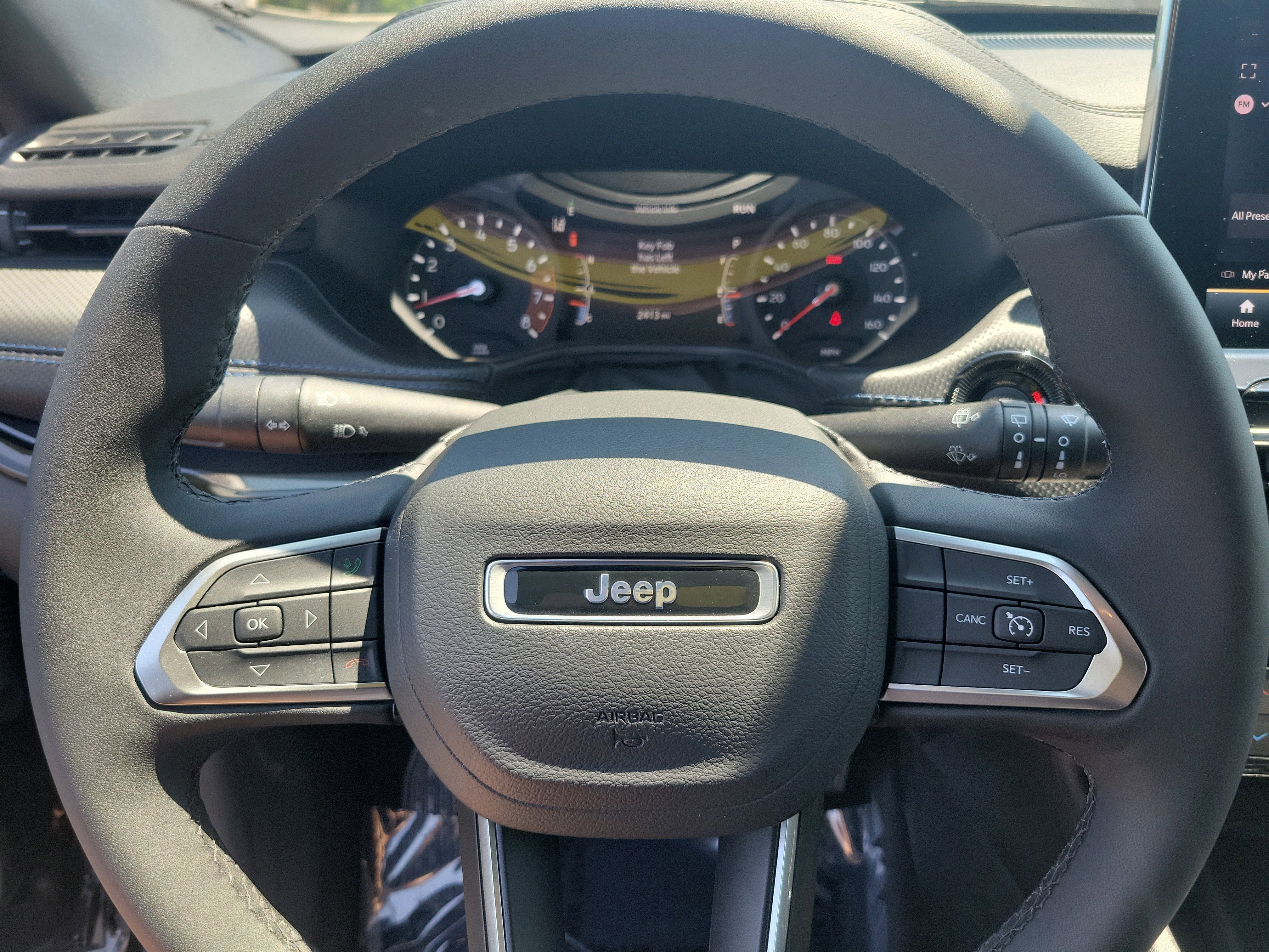 Used 2025 Jeep Compass Latitude w/ Altitude Special Edition AWD/4WD image 20