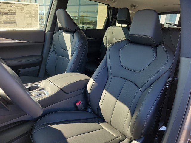 New 2026 INFINITI QX60 Luxe w/ Cargo Package AWD/4WD image 33