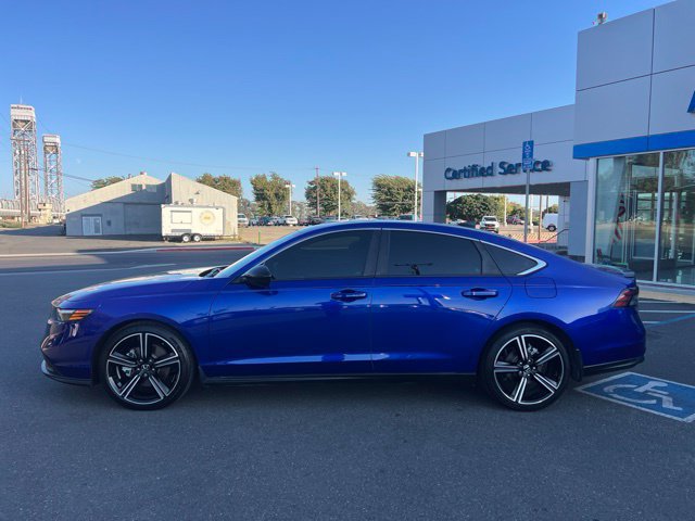 Used 2025 Honda Accord Sport image 11