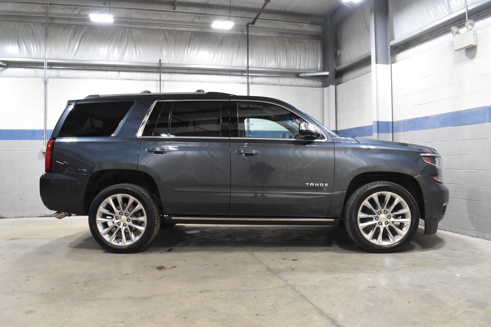 Used 2019 Chevrolet Tahoe Premier w/ Premier Plus Edition AWD/4WD image 28