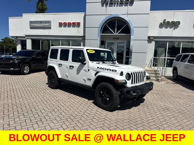 Certified 2019 Jeep Wrangler Unlimited Sahara w/ Quick Order Package 24M Moab AWD/4WD image 5