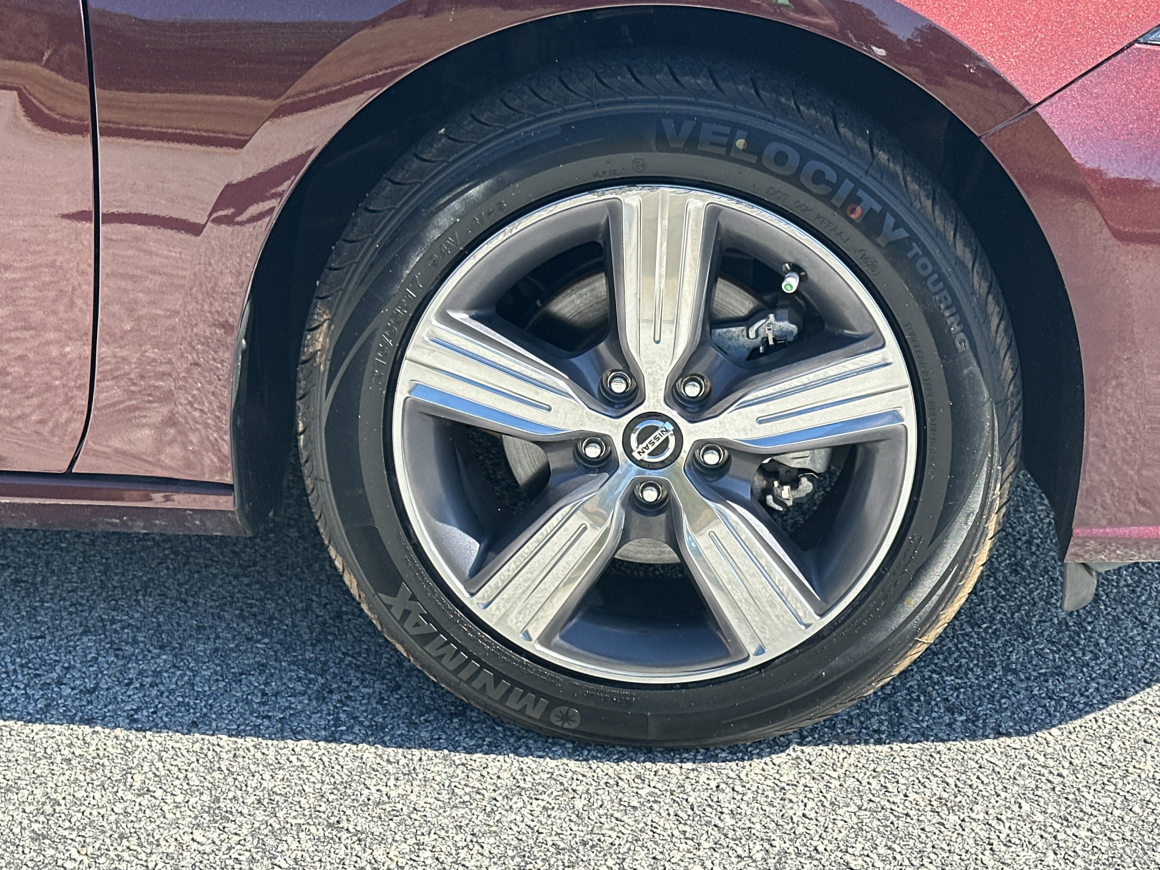 Used 2024 Nissan Altima 2.5 SV image 12