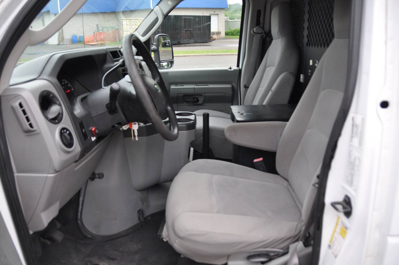 Used 2013 Ford E-150 and Econoline 150 w/ PWR Group RWD image 19