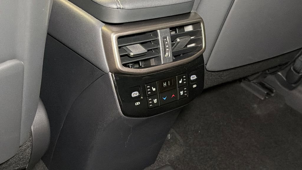 Certified 2025 Lexus RX 450h 450h+ Luxury w/ Convenience Package image 18