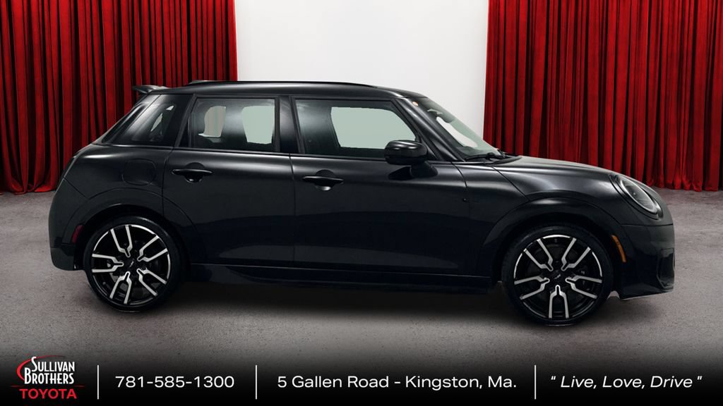 Used 2025 MINI Cooper S FWD image 4