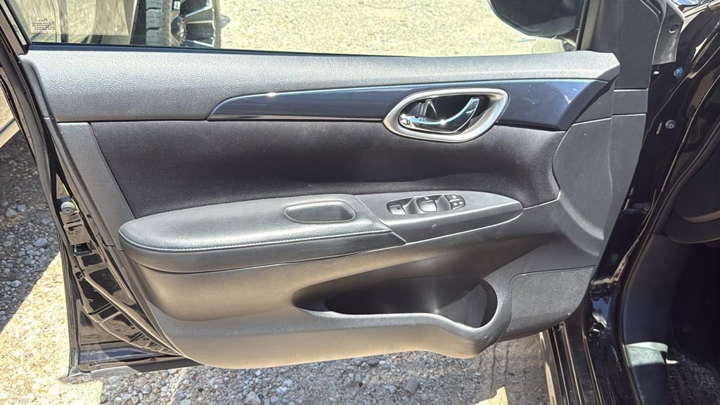 Used 2016 Nissan Sentra SR FWD image 5