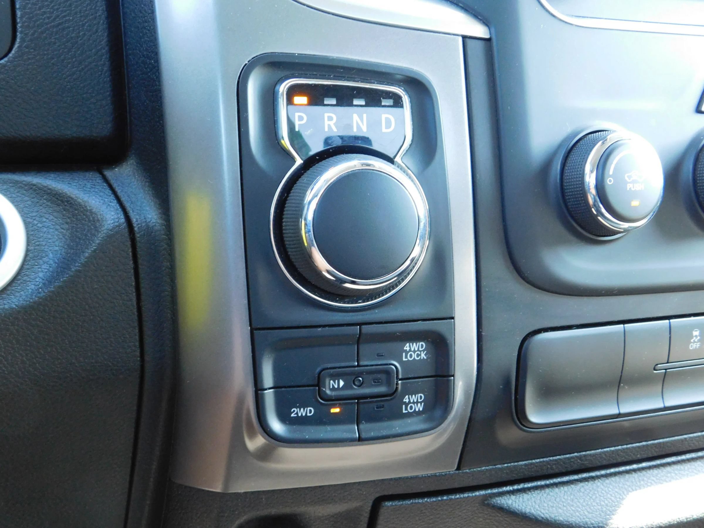 Used 2024 RAM 1500 Classic SLT AWD/4WD image 21