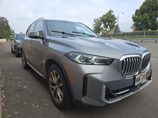 Used 2024 BMW X5 xDrive40i AWD/4WD image 4
