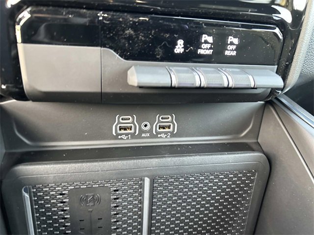 New 2026 RAM 1500 4x4 Crew Cab image 11