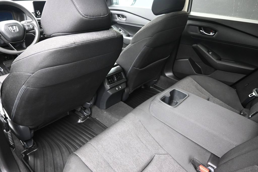 Used 2025 Honda Accord SE image 25