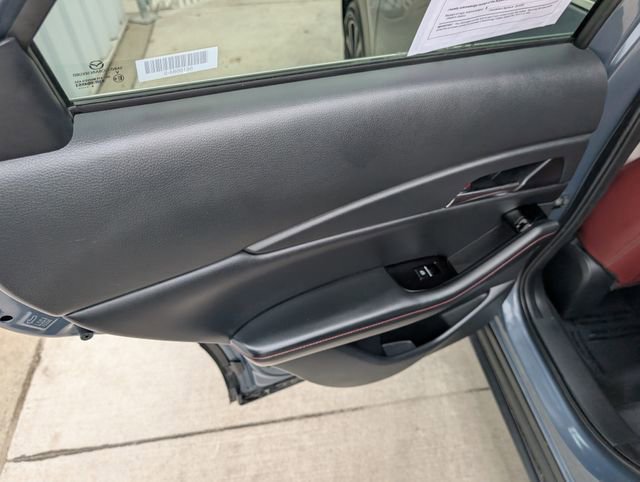 Used 2025 MAZDA CX-30 AWD 2.5 S w/ Preferred Package image 20