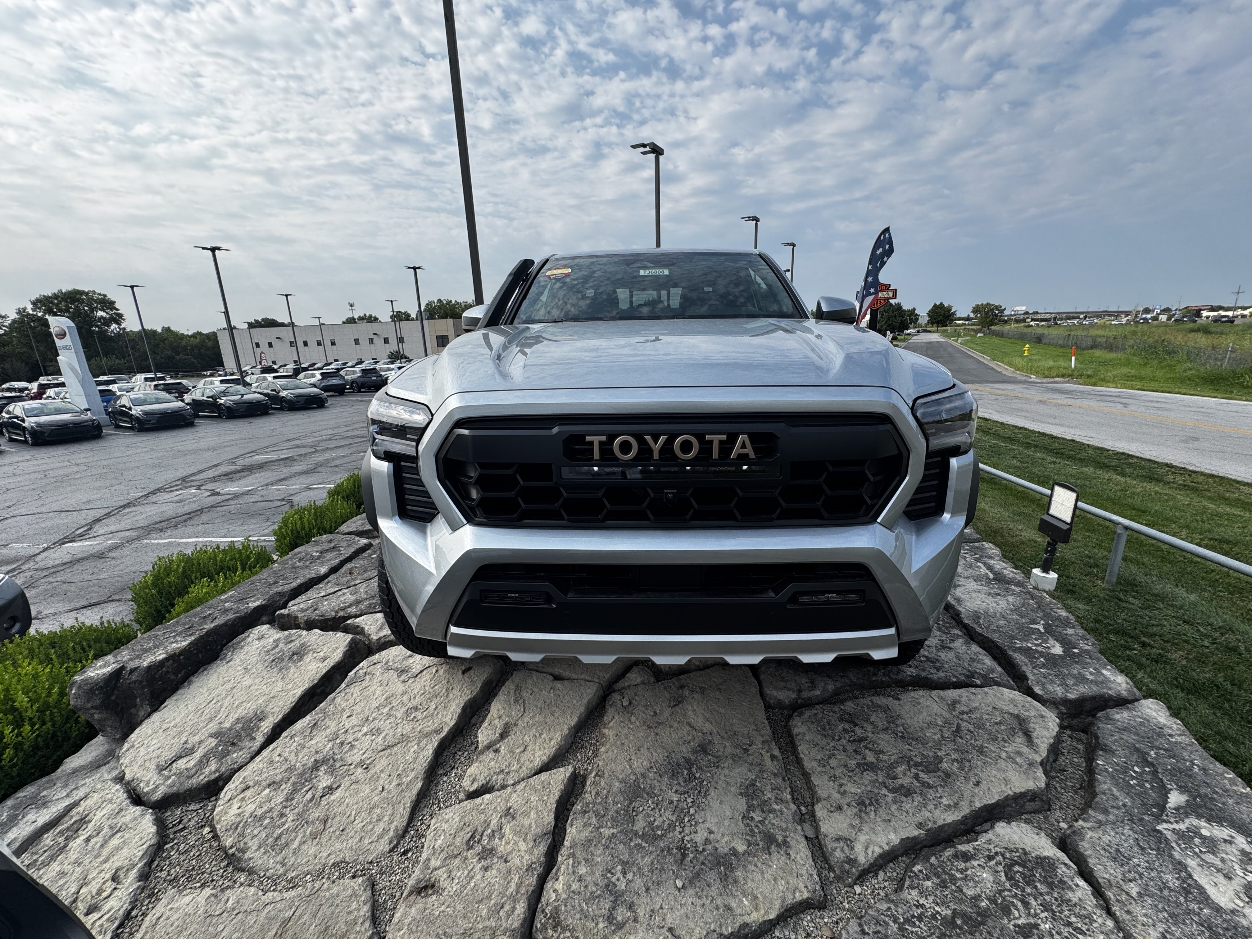 New 2026 Toyota Tacoma 4x4 Double Cab Hybrid image 5