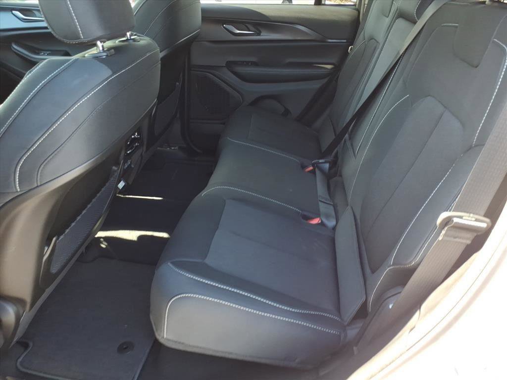New 2026 Jeep Grand Cherokee Laredo X AWD/4WD image 5