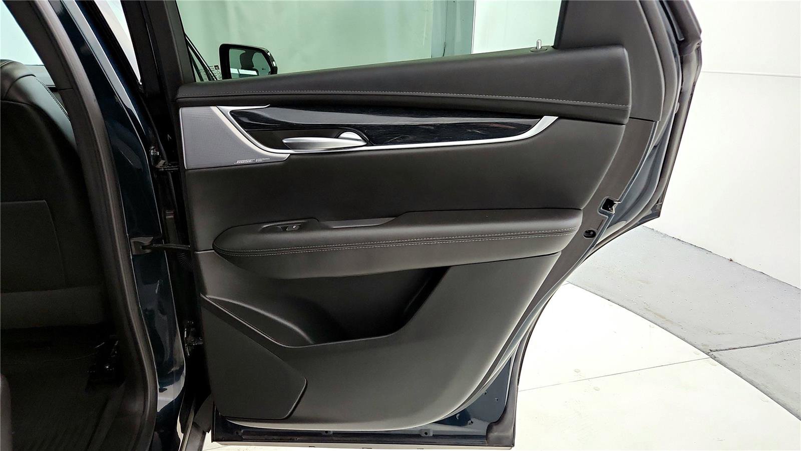 Used 2024 Cadillac XT5 Premium Luxury w/ Technology Package image 19