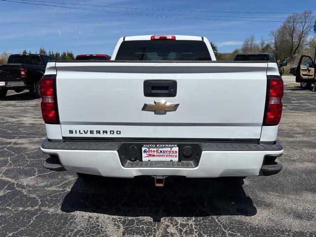 Used 2018 Chevrolet Silverado 1500 W/T w/ Trailering Package AWD/4WD image 6