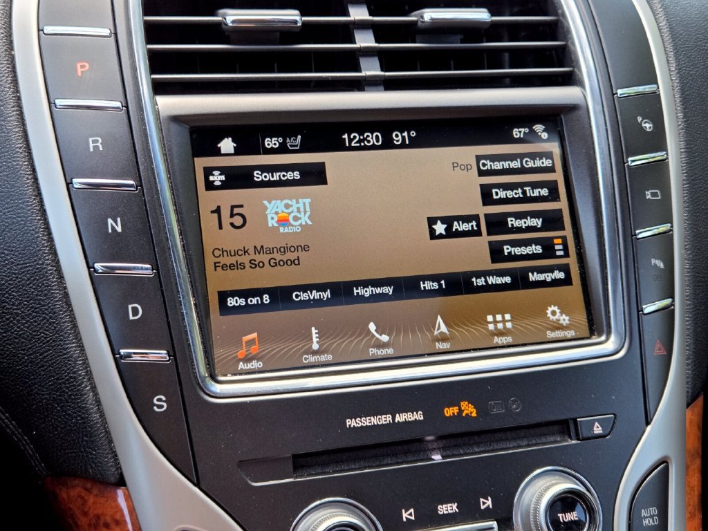 Used 2018 Lincoln MKX Reserve w/ Driver Assistance Package FWD image 27