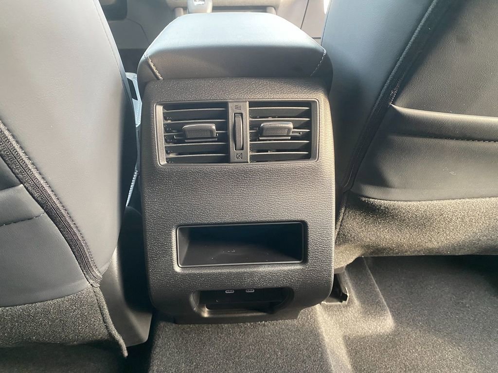 New 2026 Mitsubishi Outlander SE image 26