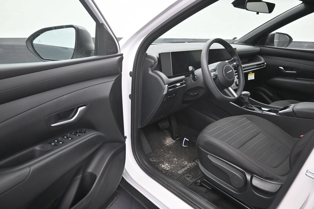Used 2026 Hyundai Santa Cruz SE FWD image 10