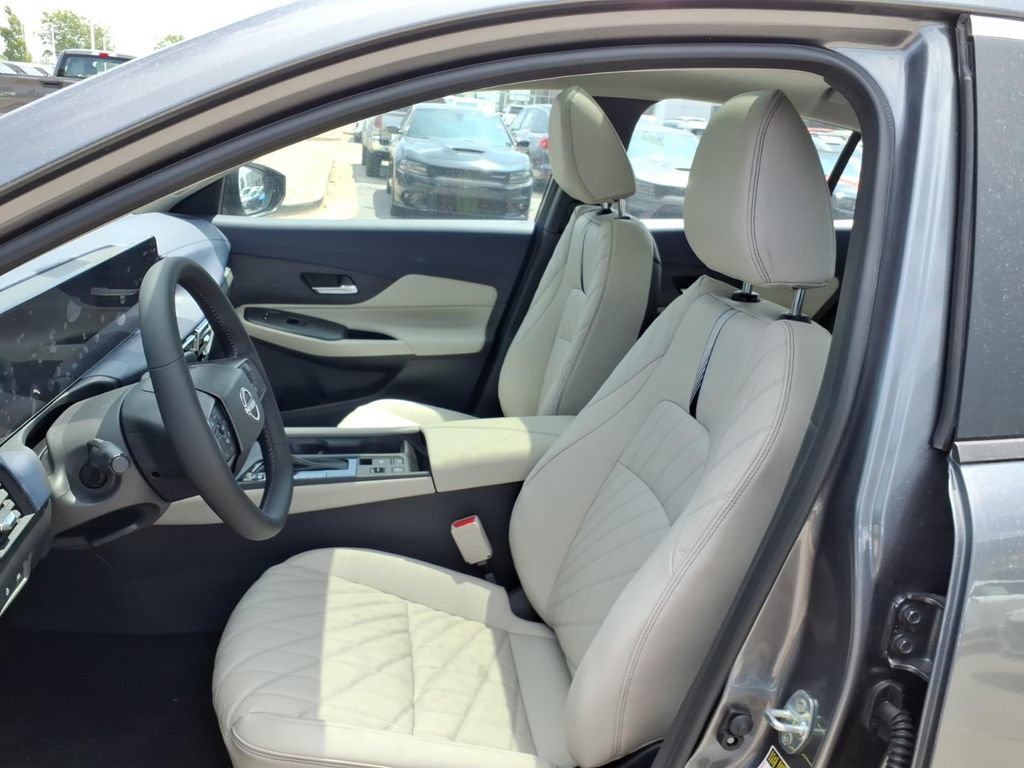 New 2026 Nissan Sentra SL w/ Floor Mat Package FWD image 12