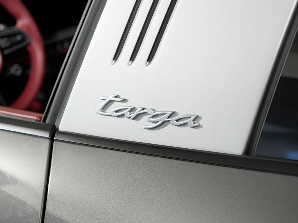 Certified 2021 Porsche 911 Targa 4S AWD/4WD image 16