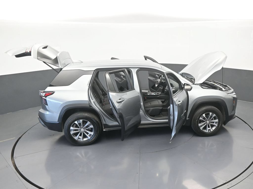 Used 2026 Chevrolet Equinox LT FWD image 65