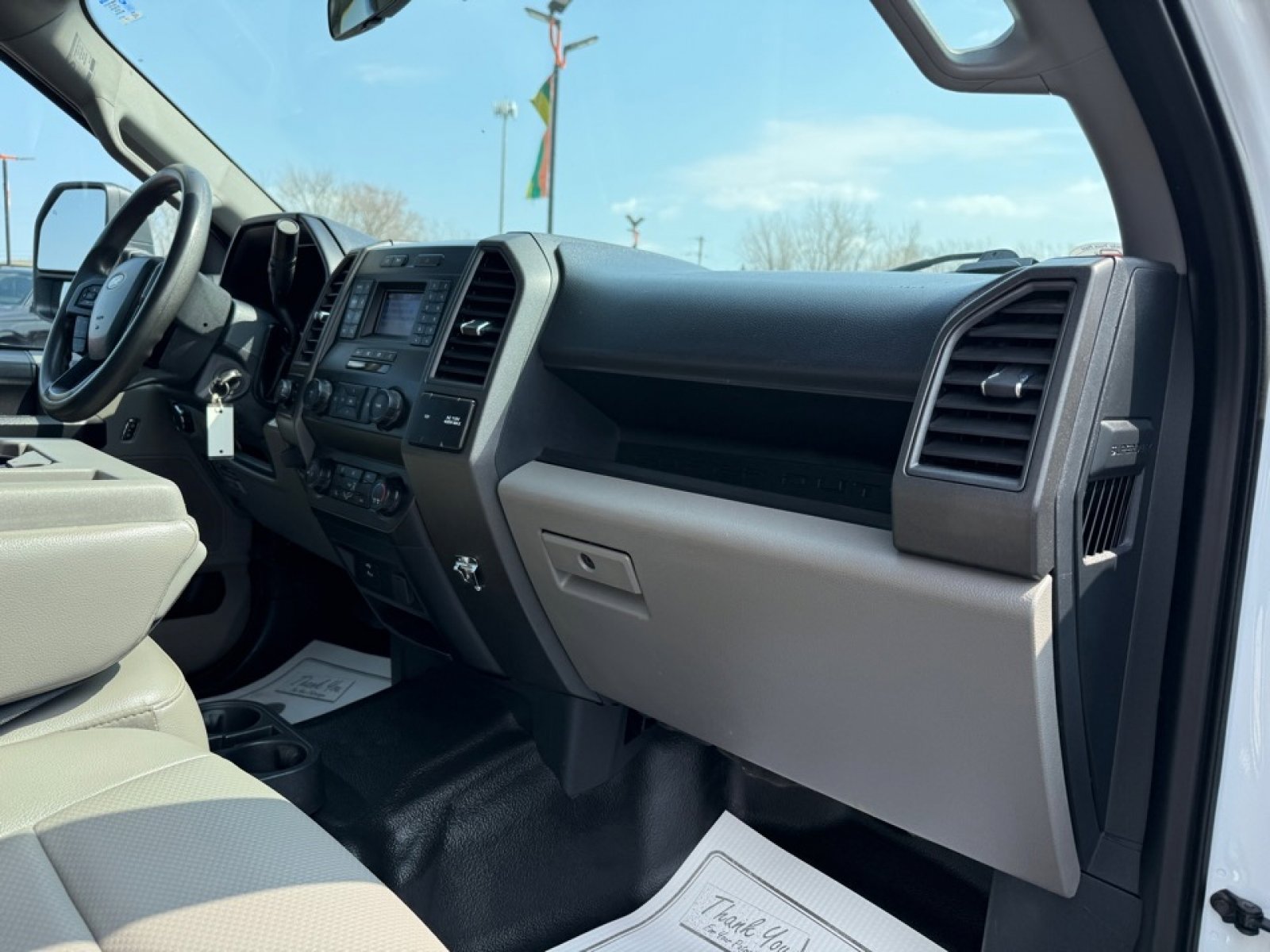 Used 2022 Ford F550 4x4 Crew Cab Super Duty w/ Power Equipment Group image 23