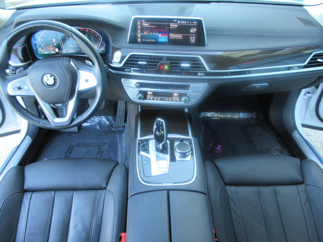 Used 2022 BMW 740i image 18