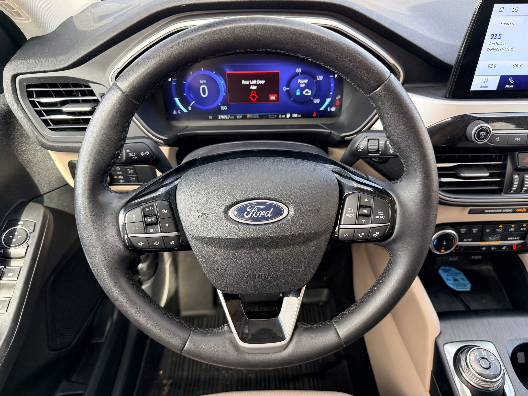 Used 2022 Ford Escape SEL w/ Technology Package image 12