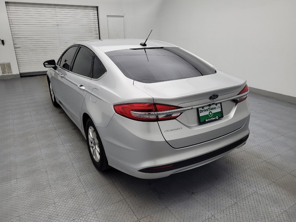 Used 2018 Ford Fusion S FWD image 5