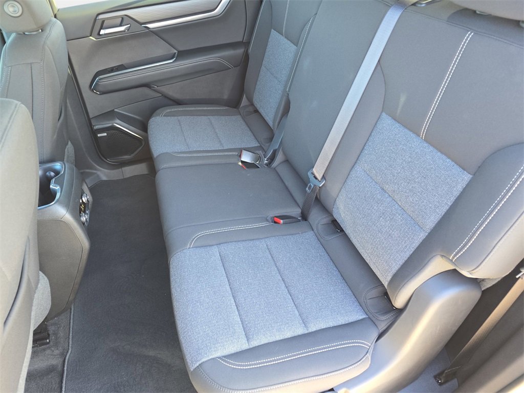 New 2025 GMC Acadia Elevation image 15