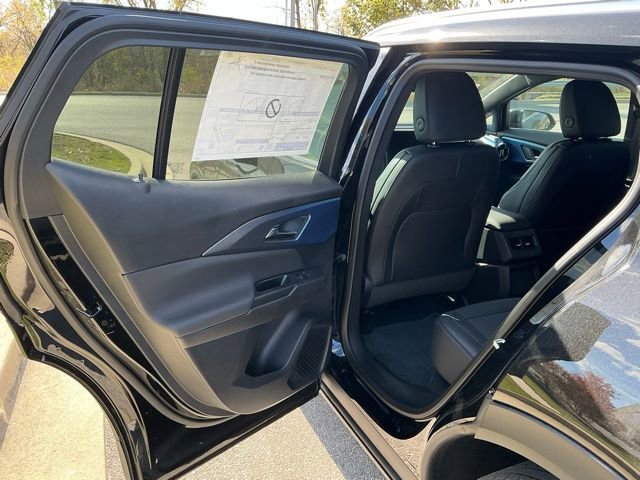 New 2026 Chevrolet Equinox EV LT image 13