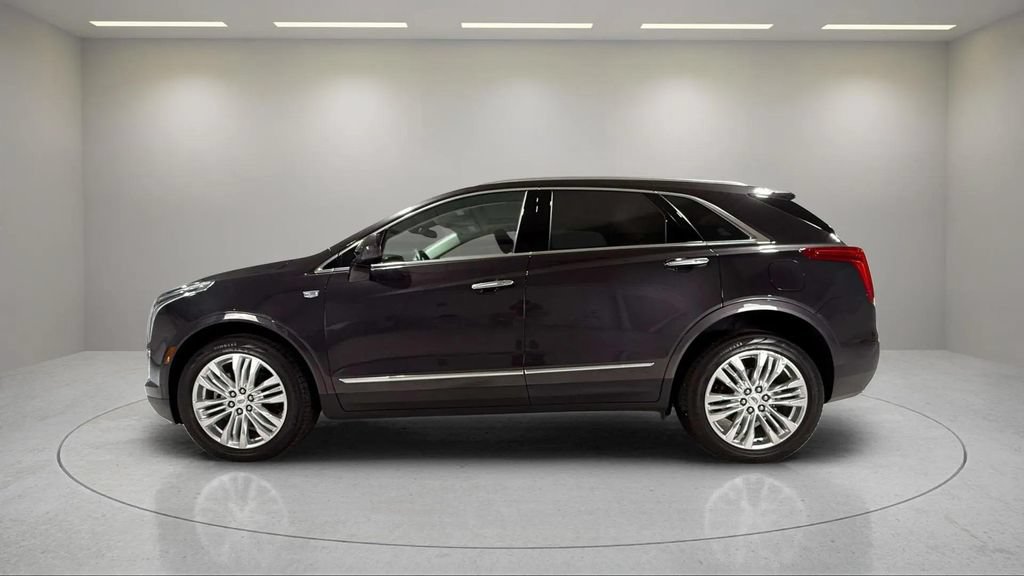 Used 2017 Cadillac XT5 Premium Luxury AWD/4WD image 16