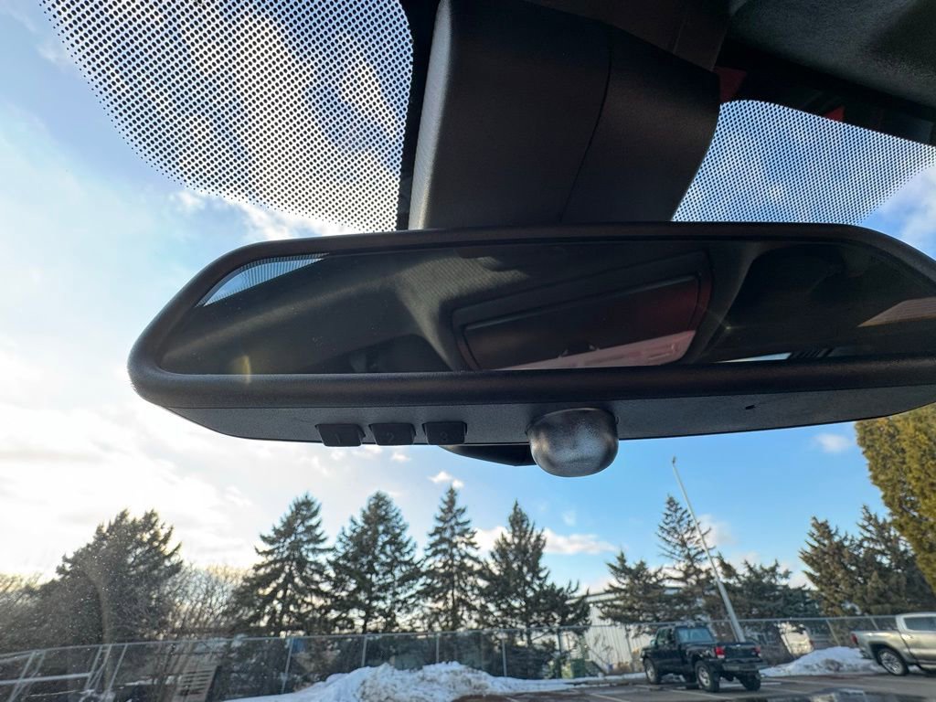 Used 2017 BMW X6 M image 27