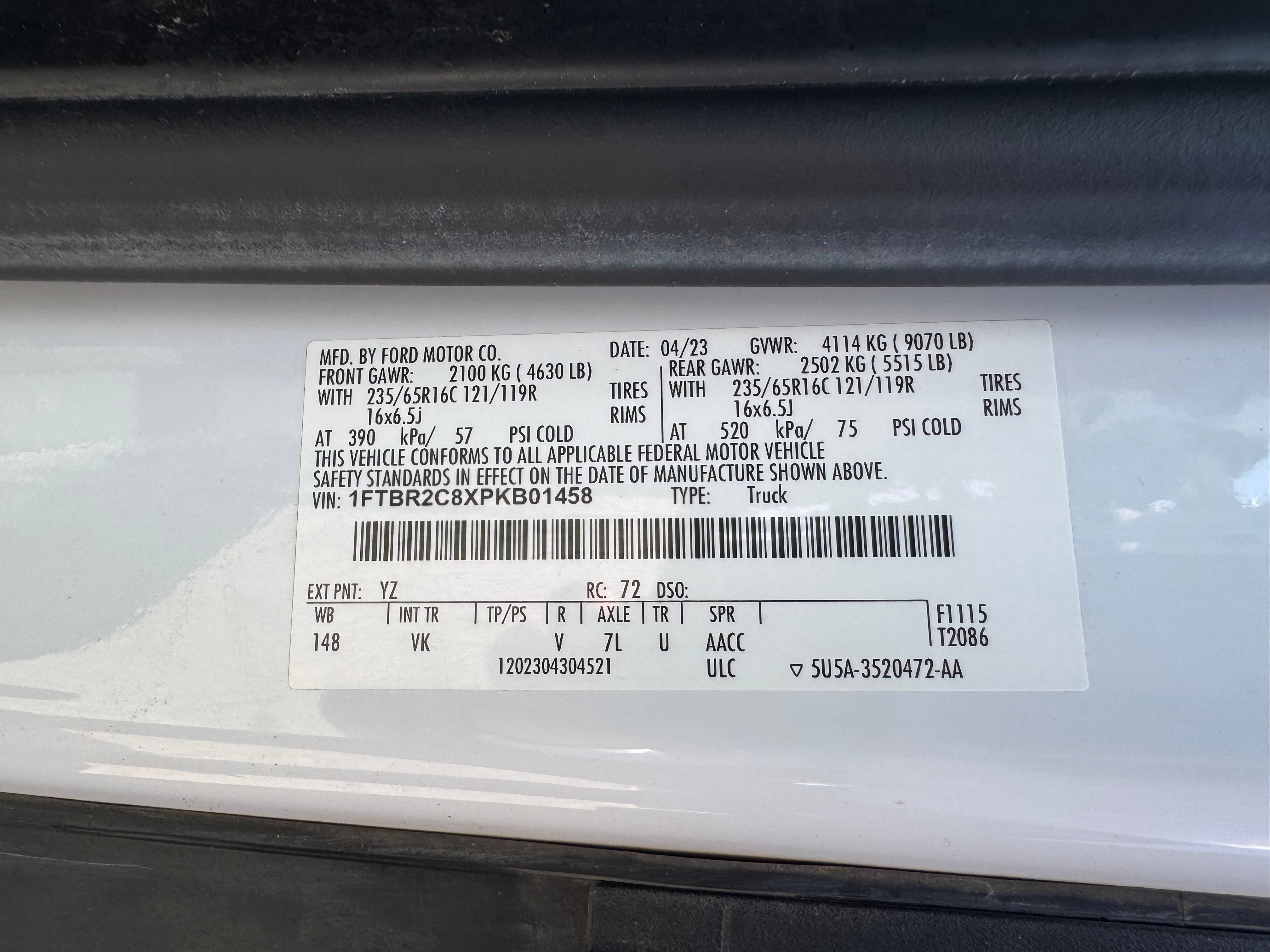 Used 2023 Ford Transit 250 Medium Roof AWD image 45