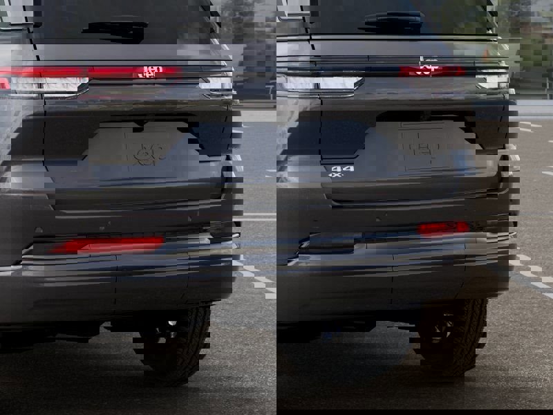 New 2026 Jeep Grand Cherokee Limited image 14