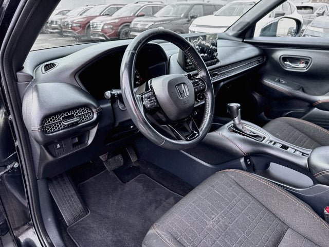 Used 2025 Honda HR-V Sport image 8