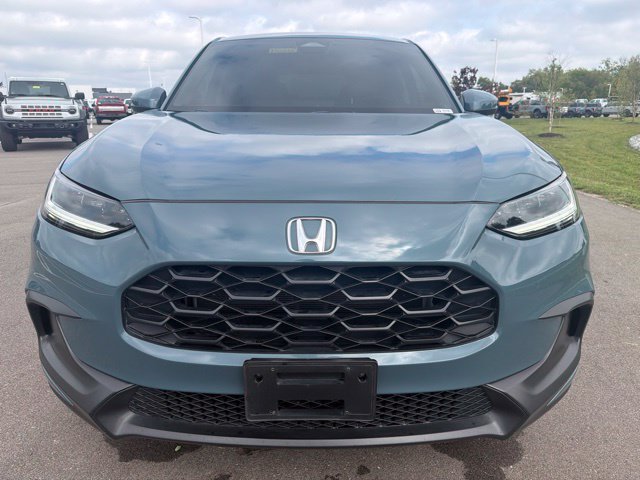 Used 2023 Honda HR-V LX image 3
