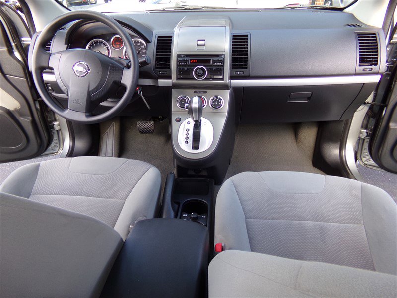 Used 2011 Nissan Sentra 2.0 image 33