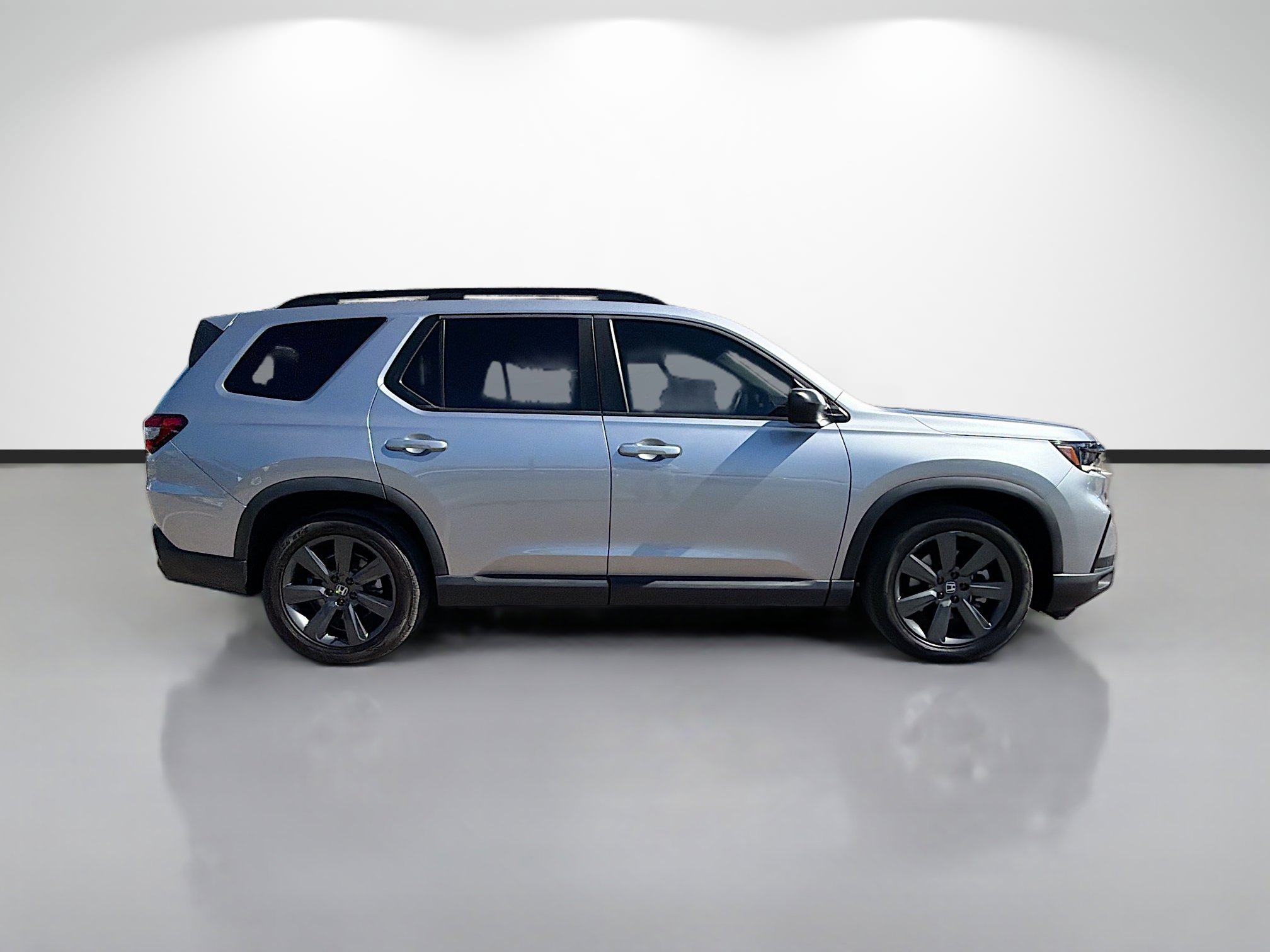 Used 2023 Honda Pilot Sport image 6