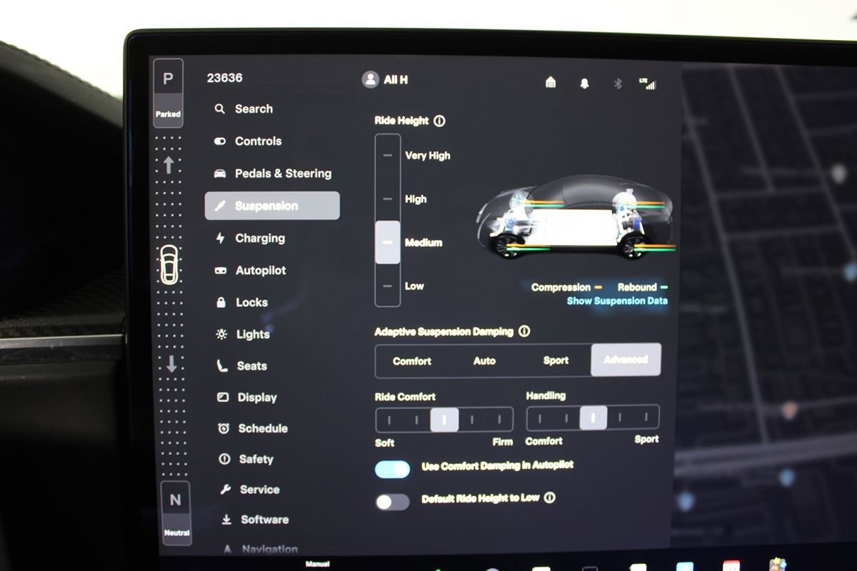 Used 2022 Tesla Model S Plaid AWD/4WD image 25