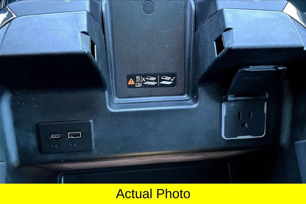 Used 2024 Chevrolet Silverado 1500 ZR2 w/ Technology Package image 26