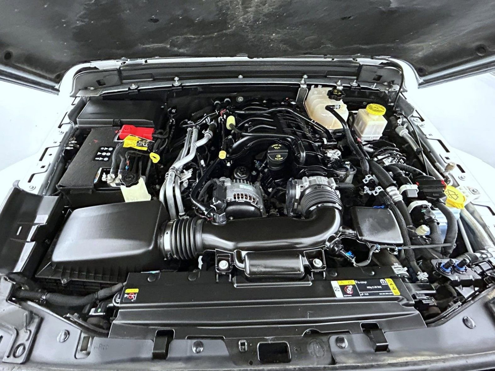 Used 2022 Jeep Gladiator Willys image 24