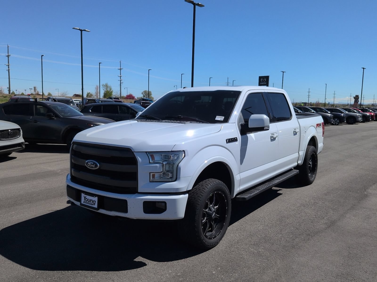 Used 2016 Ford F150 Lariat w/ Equipment Group 502A Luxury AWD/4WD image 3
