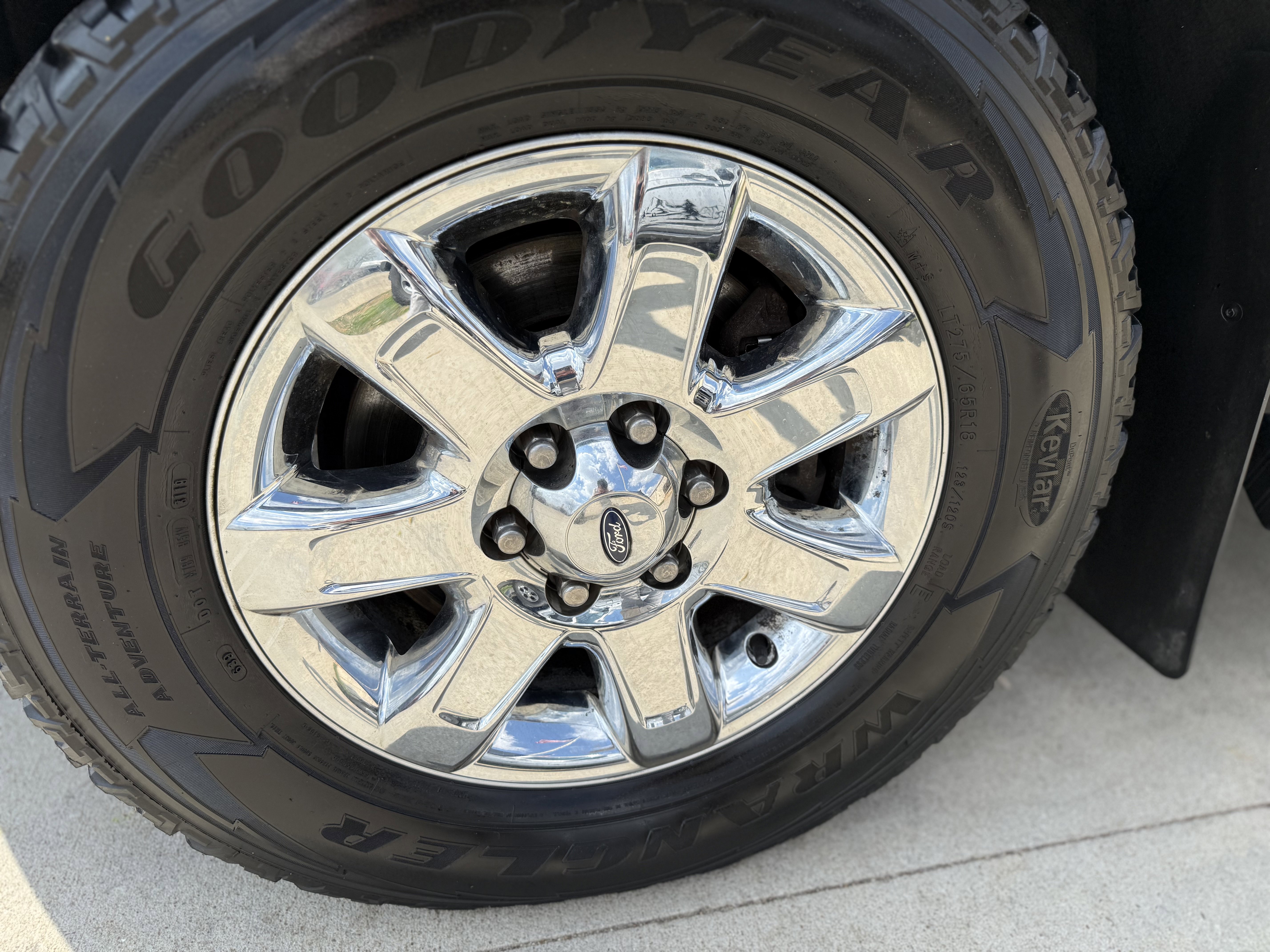 Used 2014 Ford F150 XLT w/ Equipment Group 302A Luxury image 20