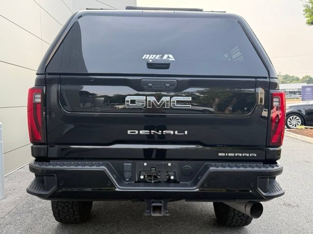 Used 2025 GMC Sierra 3500 Denali Ultimate AWD/4WD image 3