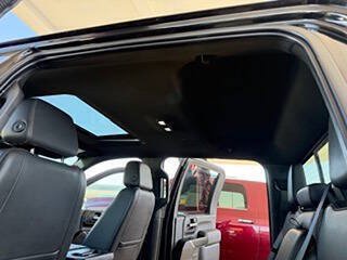 Used 2022 GMC Sierra 3500 AT4 w/ AT4 Preferred Package AWD/4WD image 22